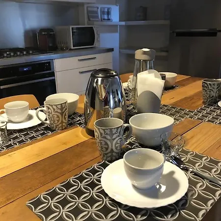 La Petite Maison - Two-room Apartamento *